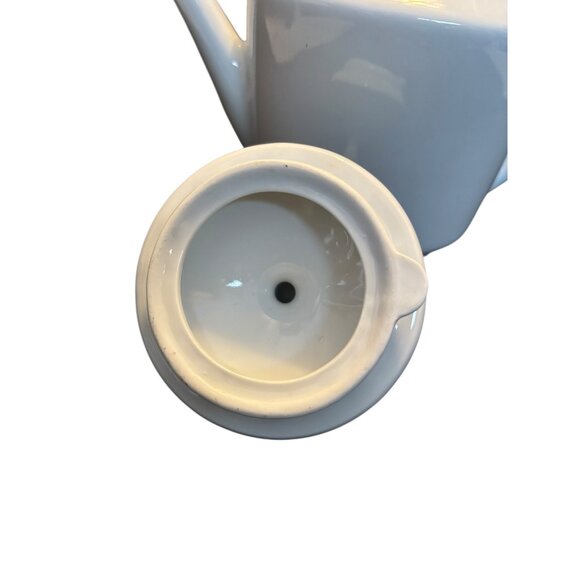 Vintage White and Gold Trim Kahla Porcelain Tea Pot / teapot 7.5x9 - Picture 5 of 16